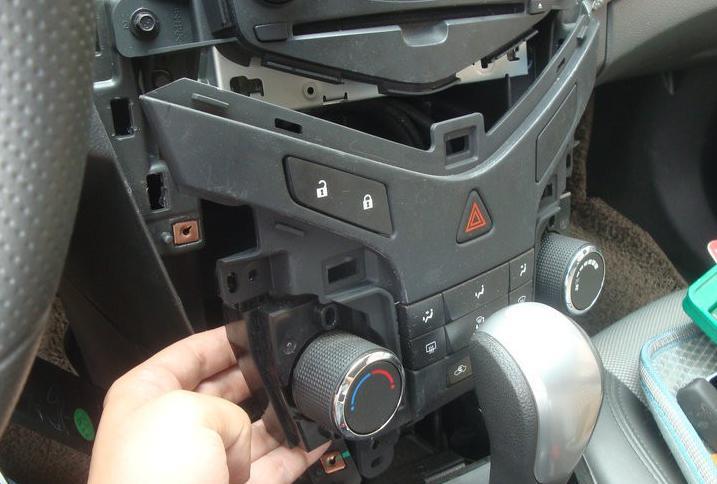 科鲁兹后备箱改平,科鲁兹加装后备箱开关