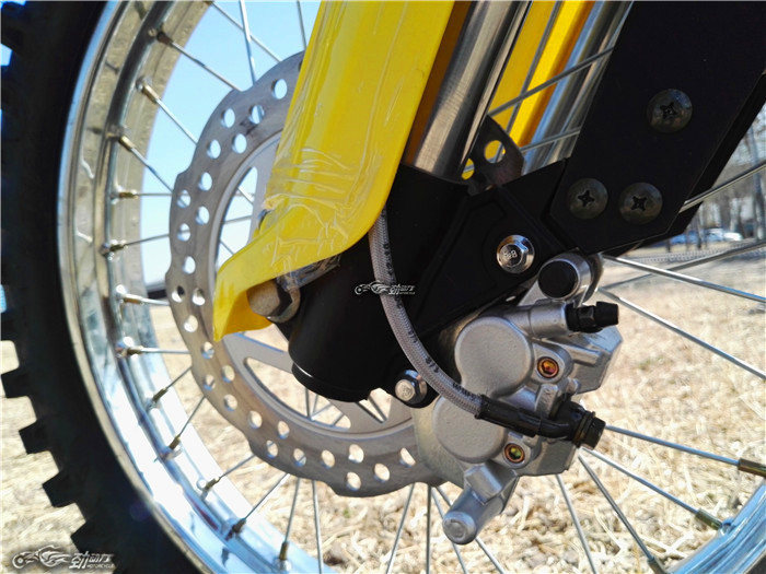 宝马水鸟gshp和探险版有什么区别,宝马水鸟1300gs国内上市