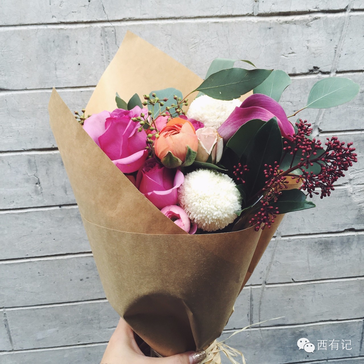 尊严着的虚荣：时尚女编辑的幕后生活