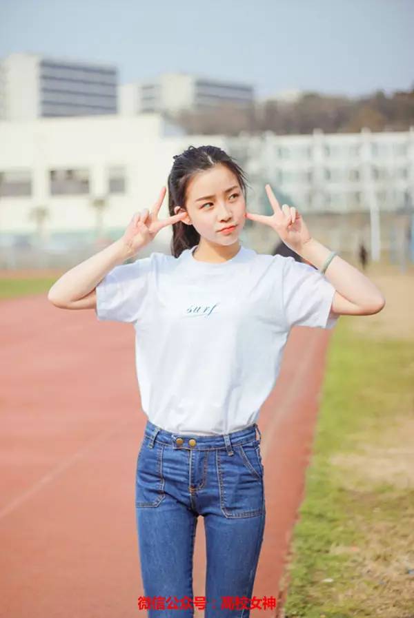 南京市十大女神，秀色可餐，章泽天能否当上市花？