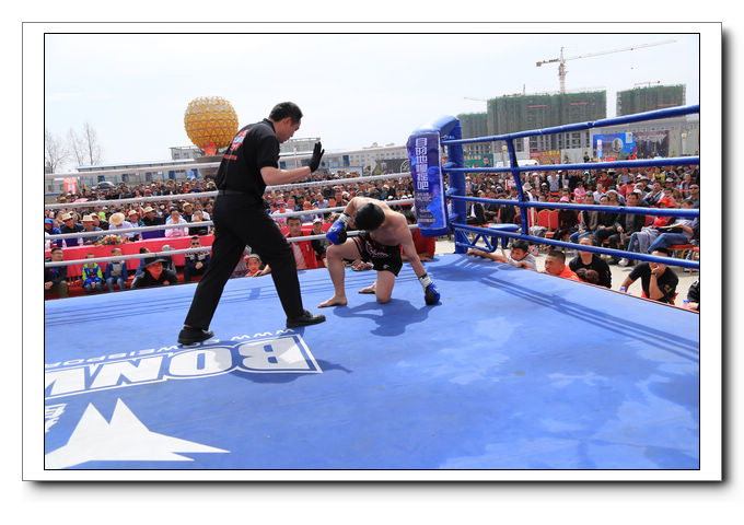 青海互助打起来了，昆仑对决又在青海互助上演搏击大战