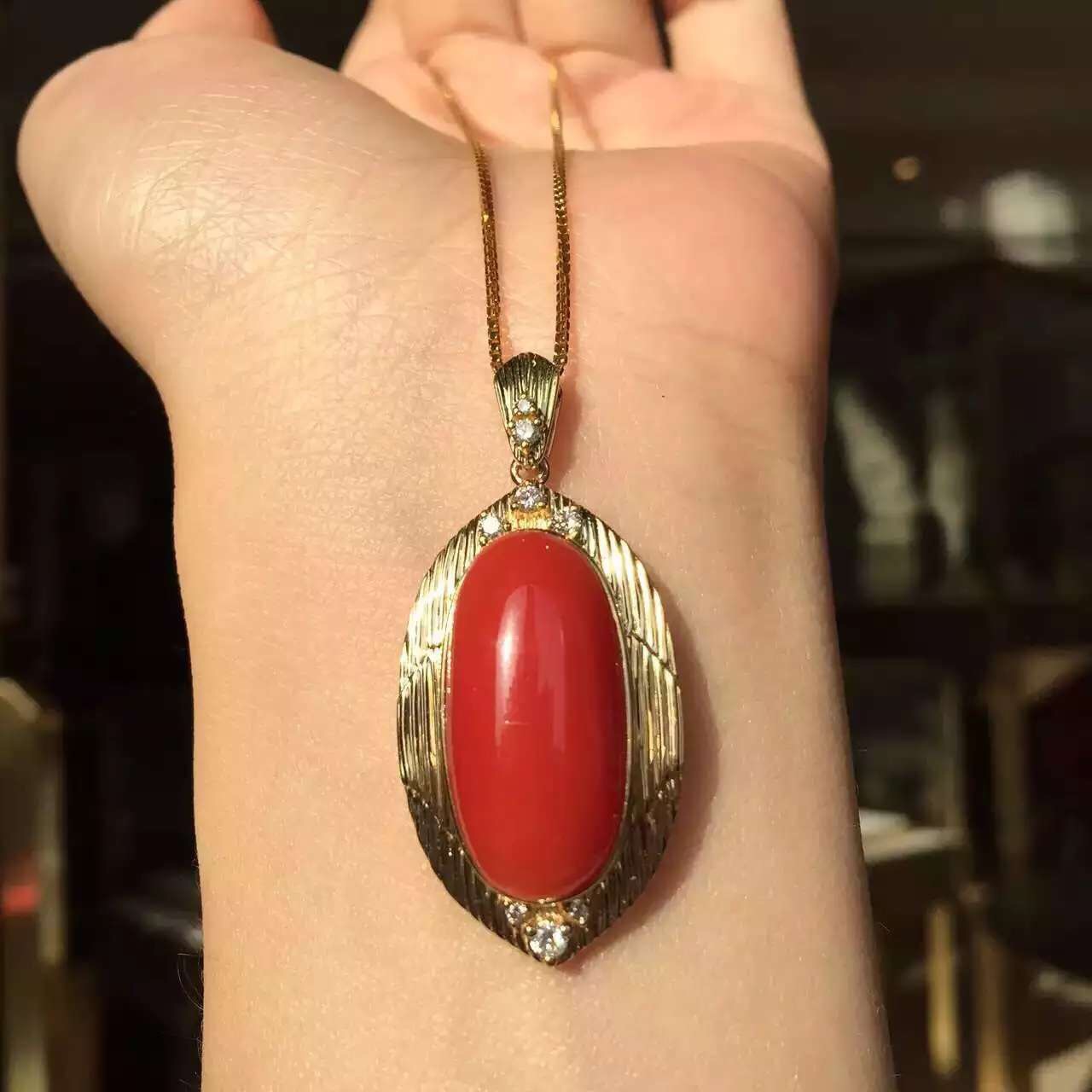 祥瑞红珊瑚,珊瑚被视为祥瑞幸福之物