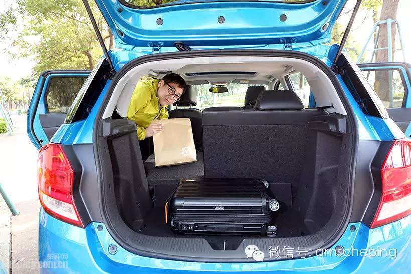 10万左右轿车大空间,上汽通用乐风rv怎么样