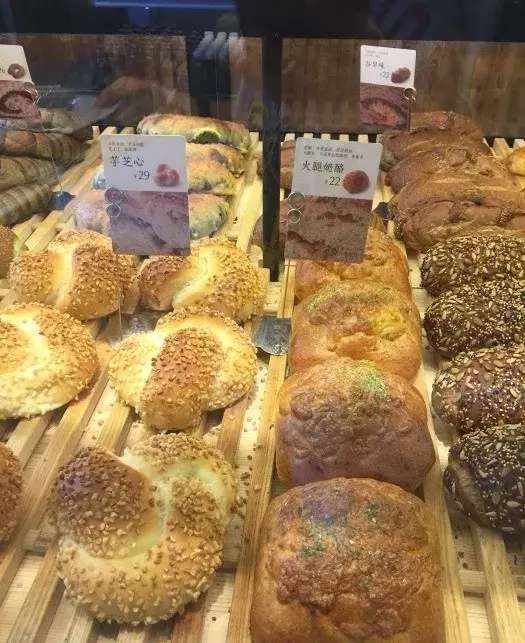 大连经典味道面包店有几个店,正宗大连值得吃的面包