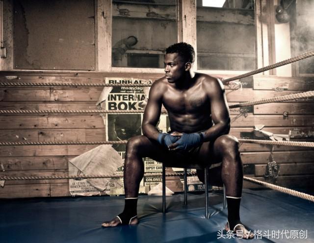 这个小国遍地出格斗天才，踢足球小男孩都能打遍世界无敌手