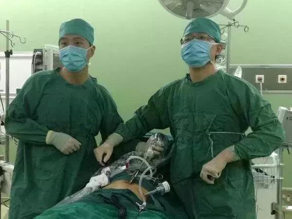 夜里急诊急腹痛医生处理规范,突然腹痛急诊是怎么处理