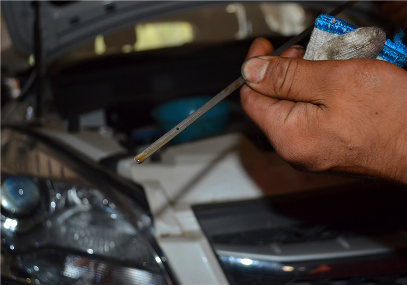 新手买车买1.5还是2.0,烧机油用美孚金装1号有用吗