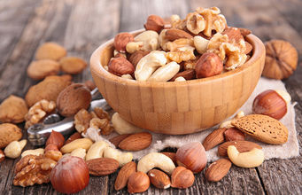 手脚冰凉又容易上火吃什么食物好,手脚冰凉吃什么食物补气补血最好