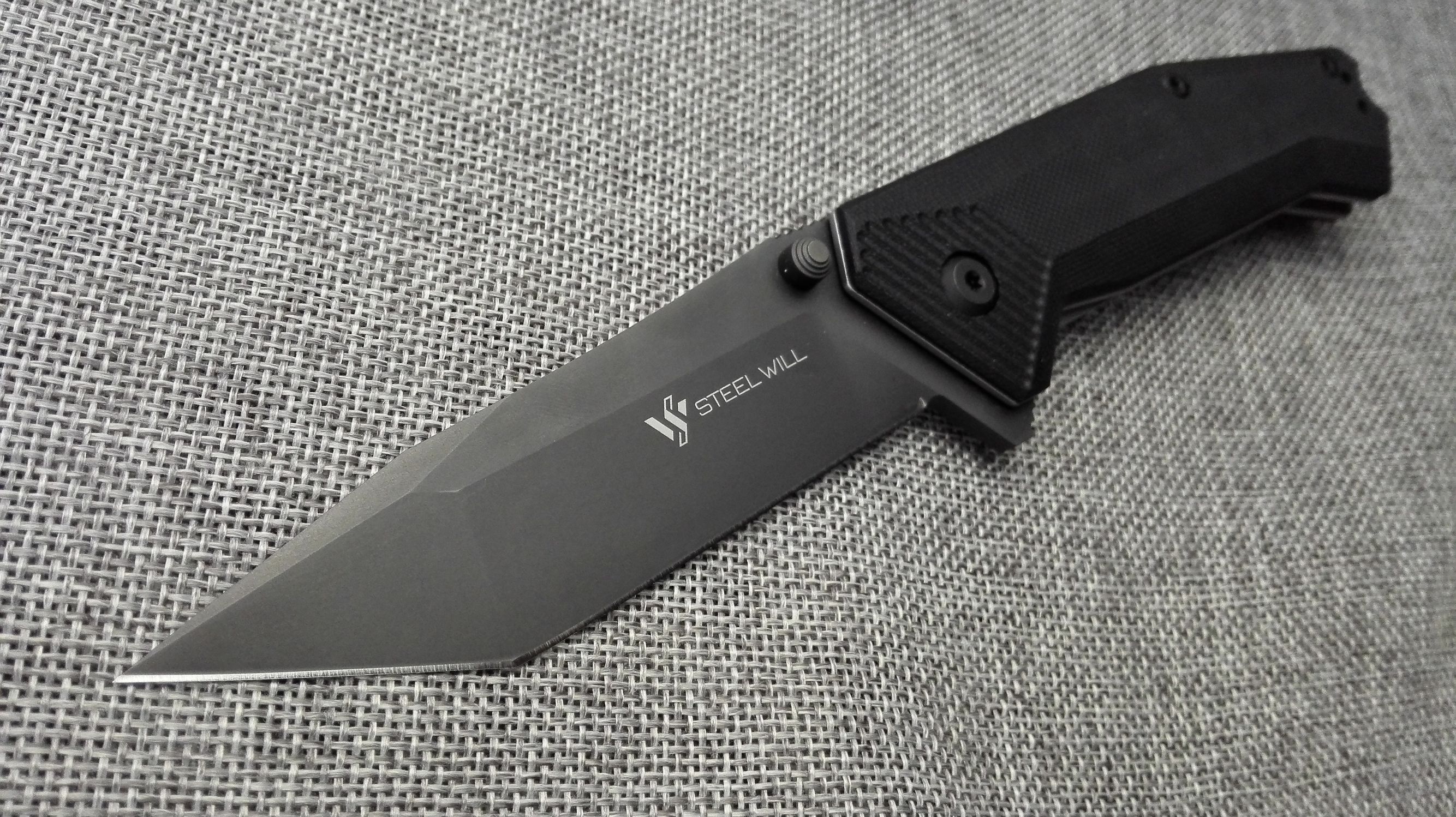 玩刀很厉害的老兵,玩刀三十年