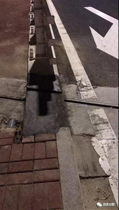 东海岸大道莱芜路口因现场施工维修放置反光锥致一些车辆压线，可撤销处罚