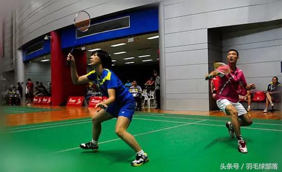 羽毛球双打十大必备经验,老司机讲述羽毛球双打配合