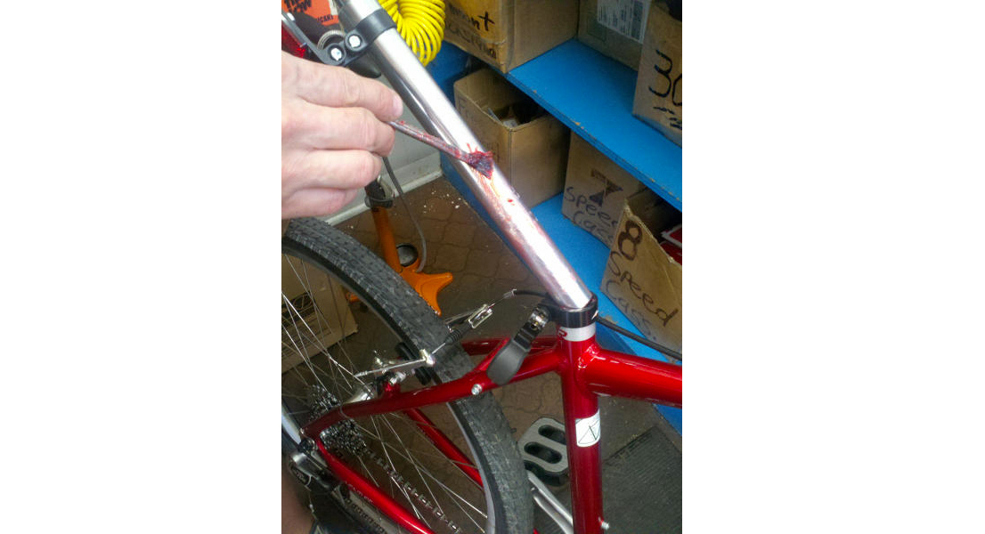 养护油正确使用方法自行车,自行车组装需要加润滑油吗