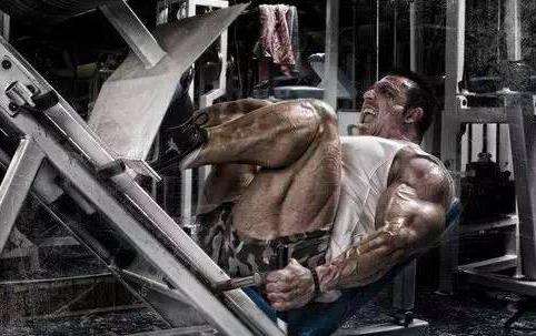 男人怎么练腿部力量,腿直抬不了股四头肌锻炼方法