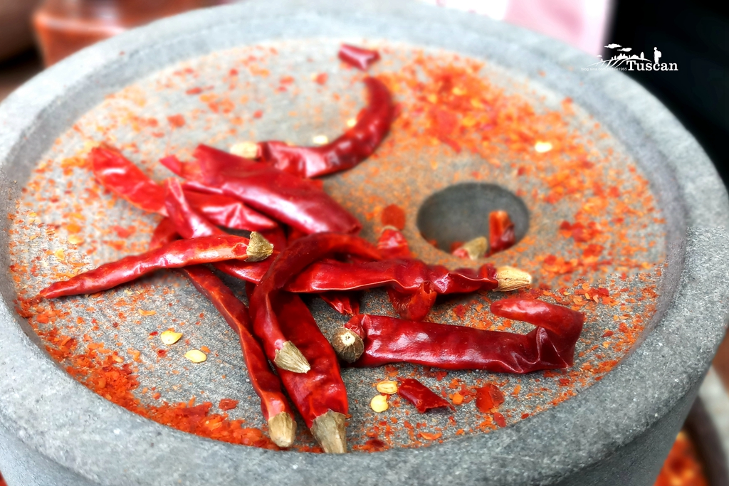 三星galaxyc8港版,三星galaxyc8像素