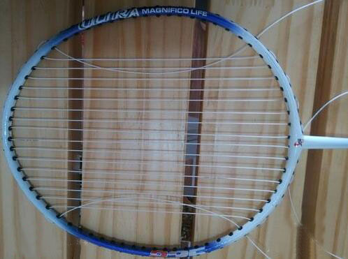 羽毛球穿线如何辨别穿线好坏,羽毛球拍穿线教程全过程