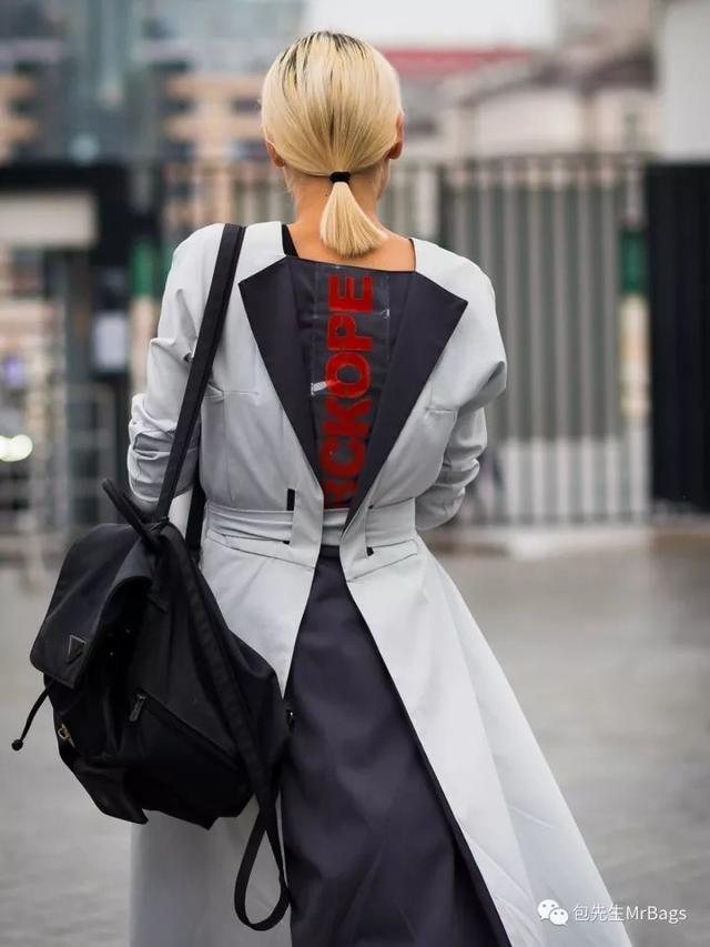 prada三合一小牌子,prada官方旗舰店包包