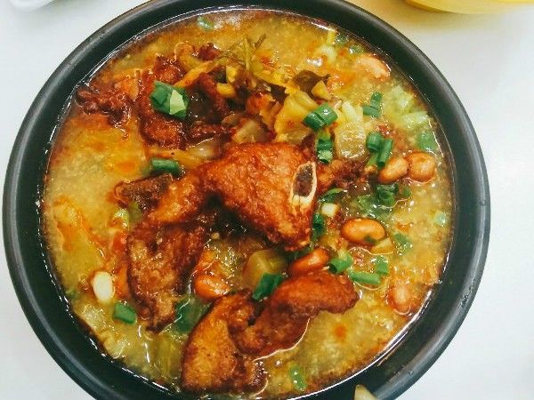 从香港去深圳吃饭,从香港过来布吉吃炒粉