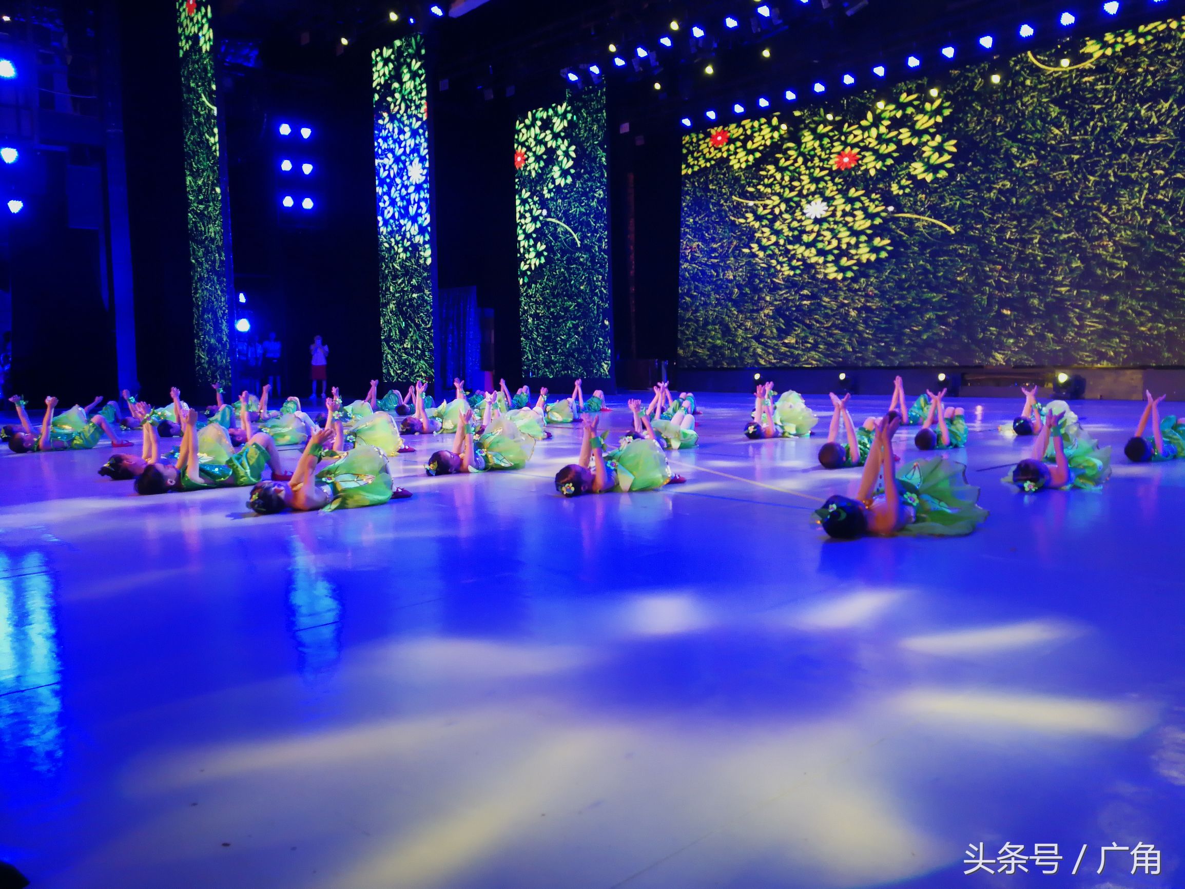 逐梦25年,马克荣呕心沥血打造遐迩闻名的晶晶艺术幼儿园