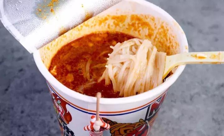 童年零食老版小当家,童年零食旺仔