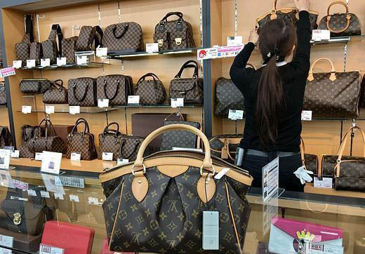 二手lv利润,月入2万买一个17万lv