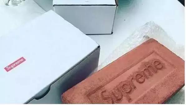 潮牌服饰推荐,所谓的联名潮牌解读