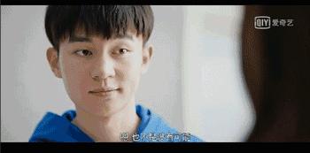 迷弟常见，腿这么长的迷弟不常见