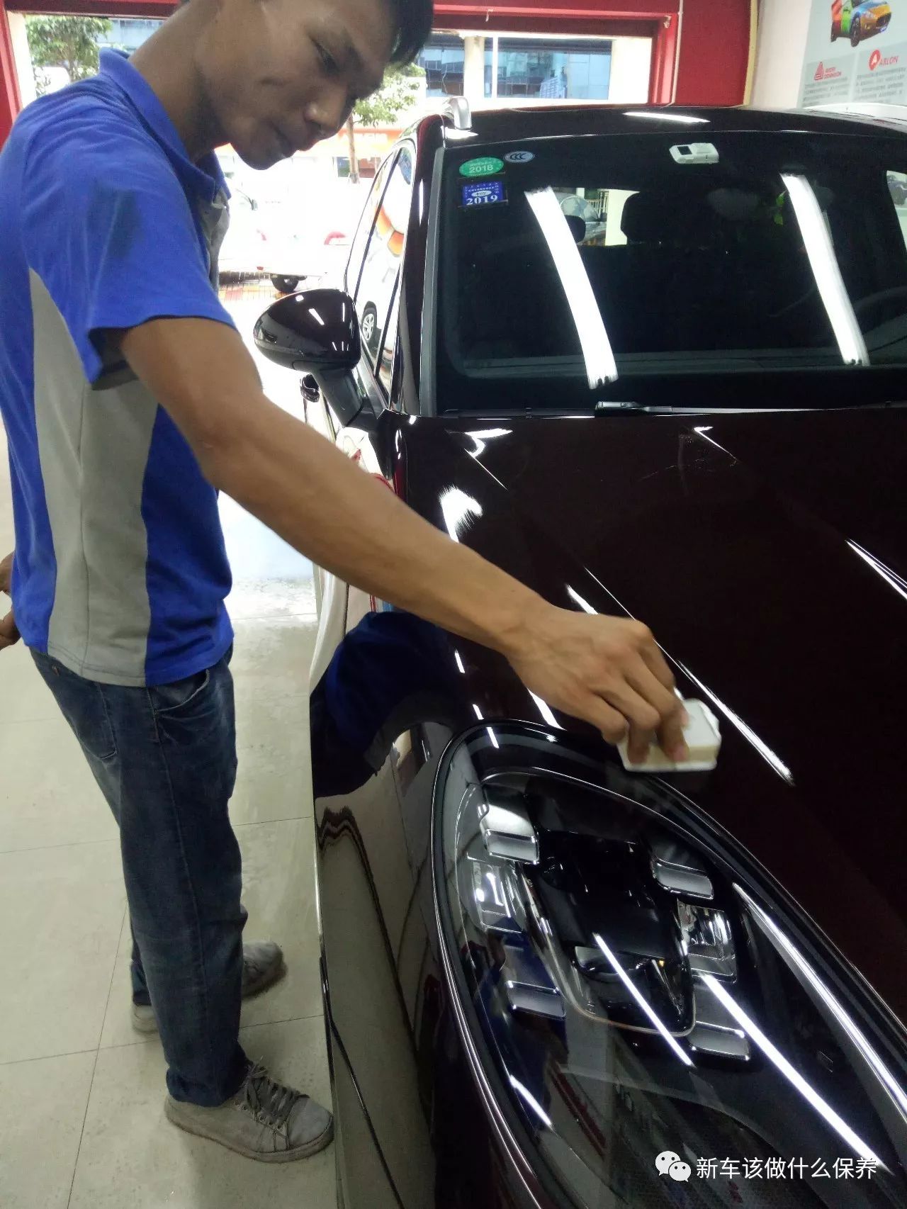 镀晶好还是贴膜的好,汽车打蜡贴膜好还是镀晶好