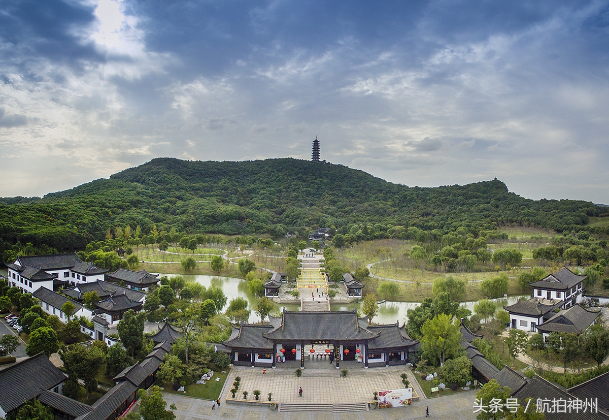 航拍张家港香山,张家港香山全景今日航拍视频