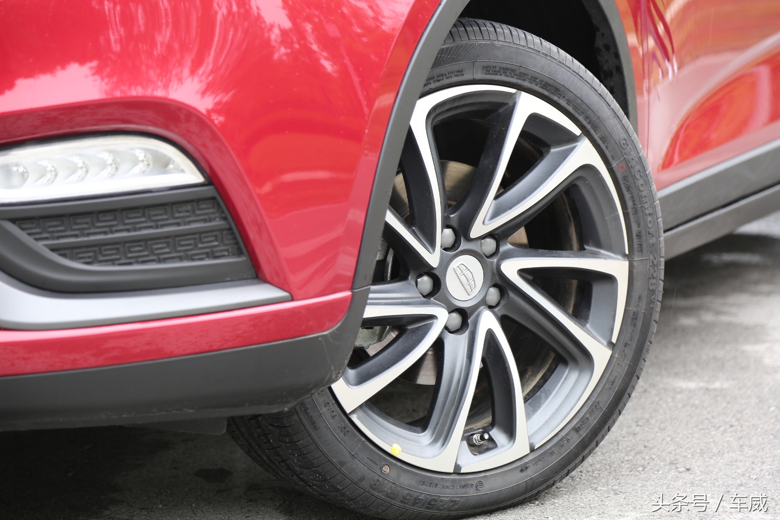 吉利帝豪gs2018款领潮版试驾,吉利帝豪gs测试