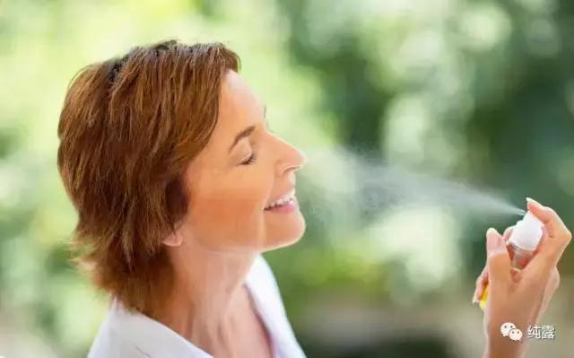 美白保湿补水玫瑰纯露,10万补水保湿玫瑰纯露