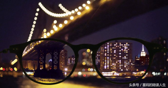 对不起,孩子,一年级就戴上了近视镜,妈妈没有保护好你