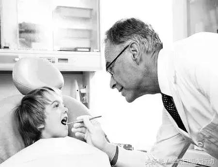 隐形矫正牙齿的注意事项,隐形牙套佩戴注意事项短视频