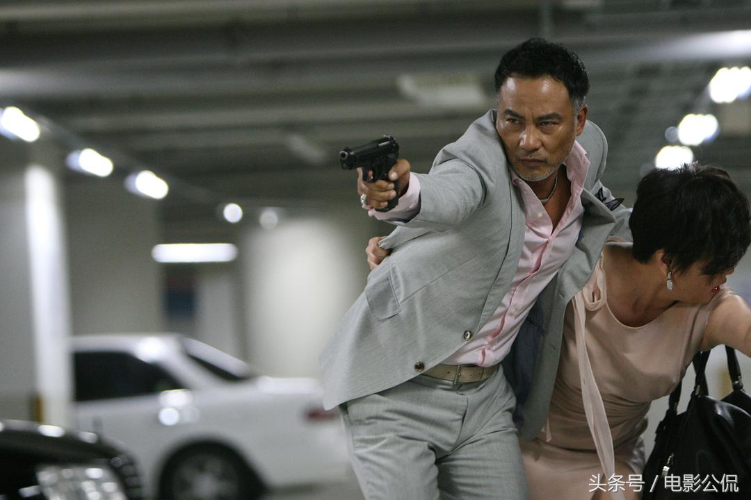 任达华最霸气的港片,任达华和梁家辉黑帮大佬对比