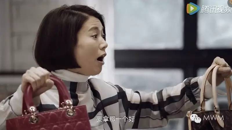 有哪些轻奢女包,值得买的轻奢女包