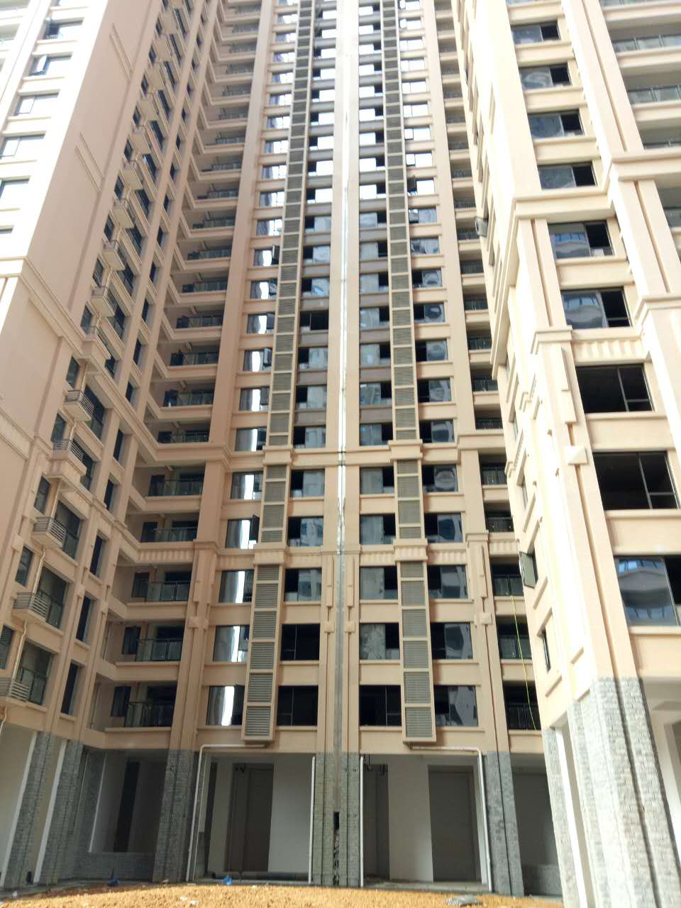 实拍:之前出过一次意外事故的长沙望城润和又一城现在怎么样了?