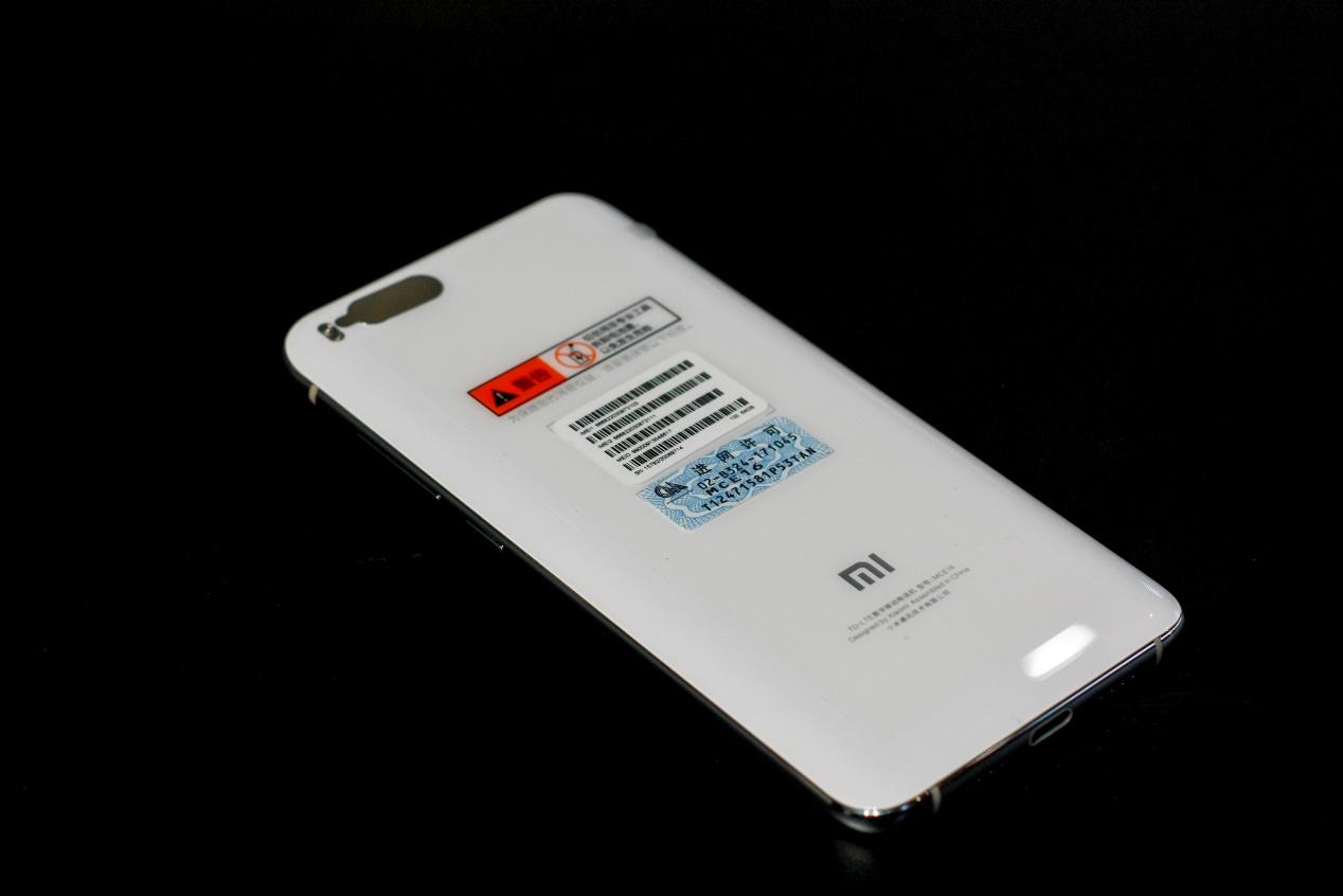 美图分享简简单单,小米6亮白版测评