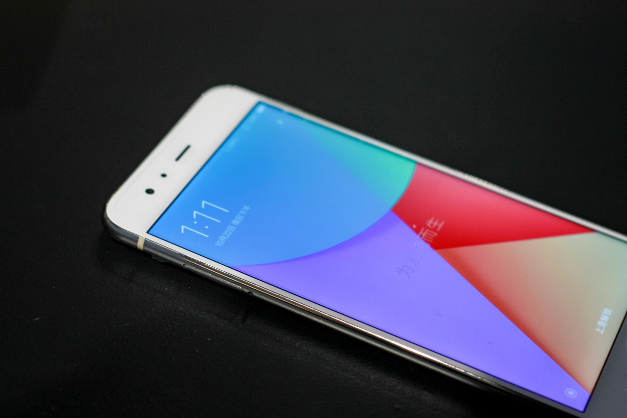 美图分享简简单单,小米6亮白版测评