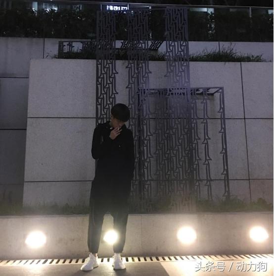 曾经懵懂无知的少年已经步入中年,曾经的年少轻狂不知不觉18年己过