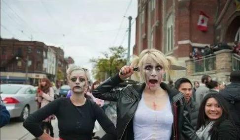 外国人如何过万圣节，小侃带你去转转