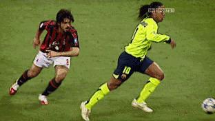 小罗魔鬼停球,小罗经典的五大瞬间