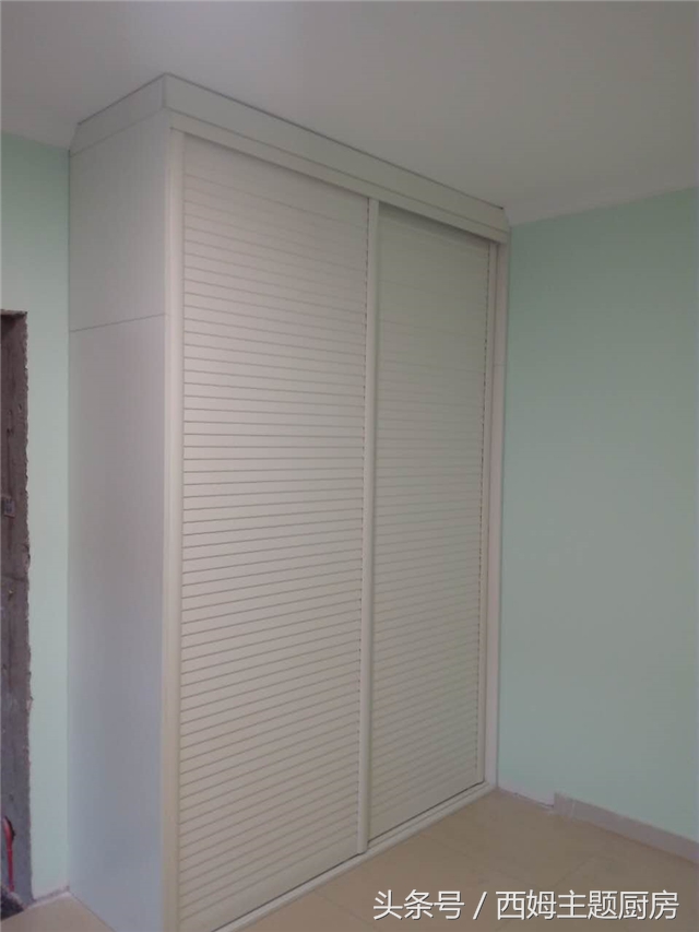 新房装修衣柜移门支持定制,全屋定制衣柜推拉门避坑指南
