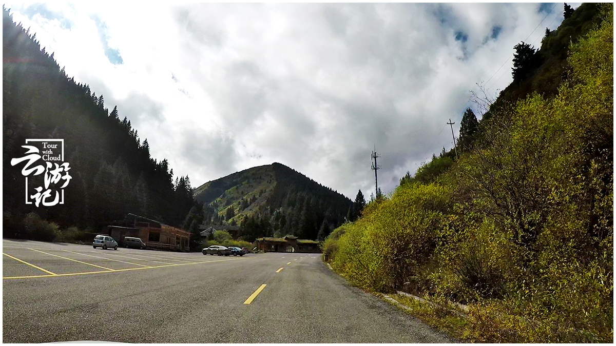 川西小环线4天自驾最佳红叶路线,川西红叶