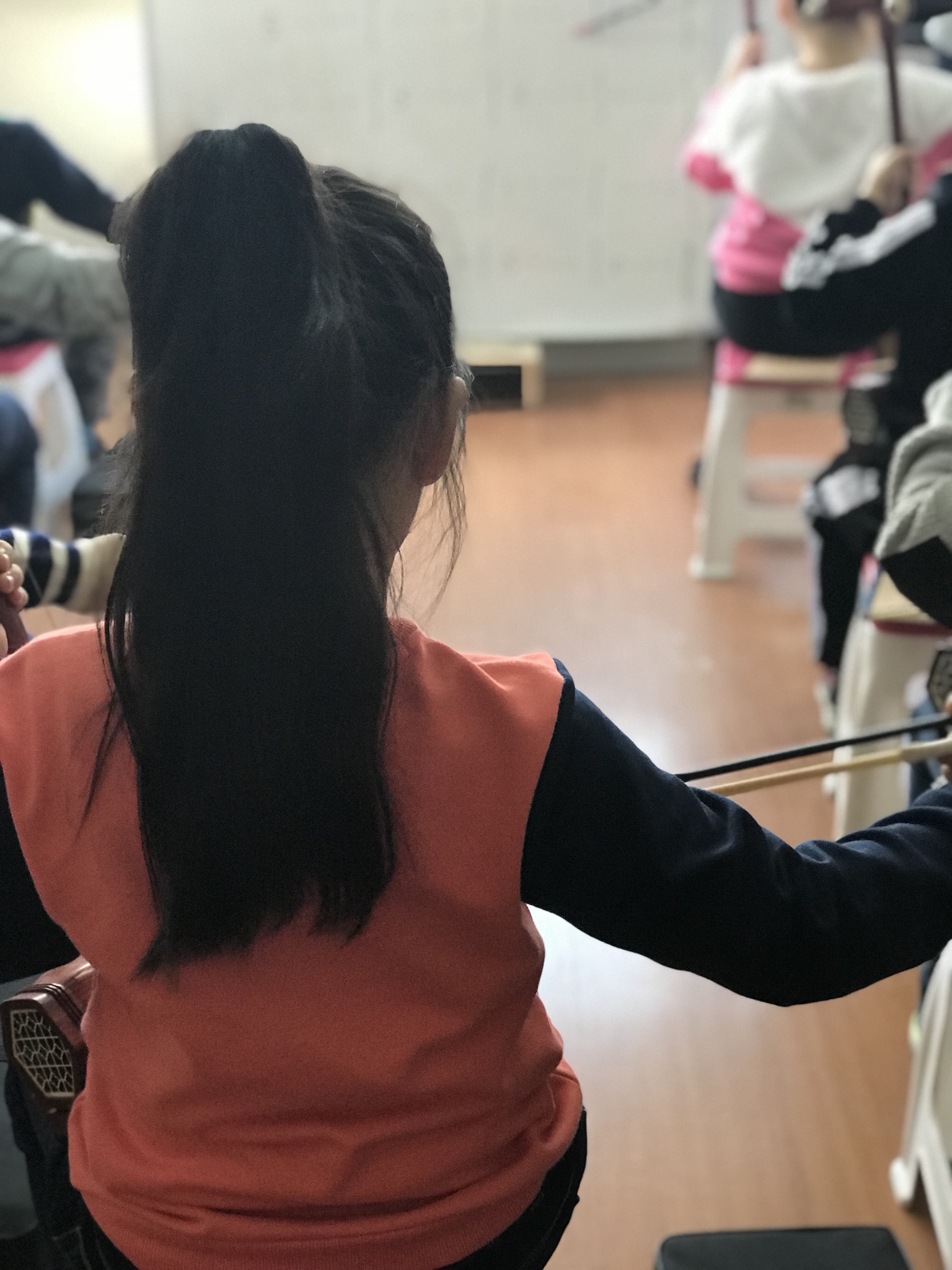 6岁小孩兴趣班,六岁前别给孩子报的兴趣班