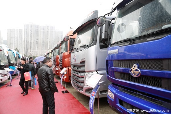 乘龙汽车玉柴发动机,乘龙玉柴车