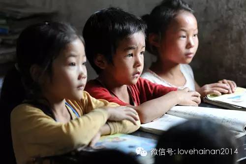 在海口有人拿2万你却只拿2千！海口说：你不努力，怪我咯？