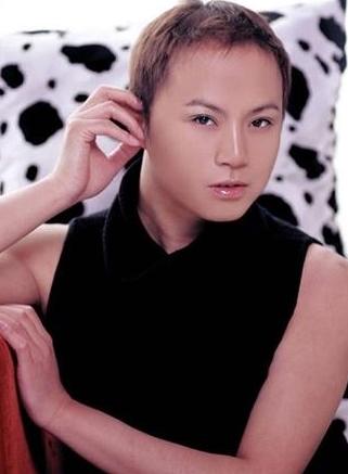 原来变性都不用去医院了,在家也能完成……