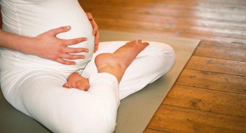 孕妇瑜伽基本动作孕妇瑜伽的几个动作