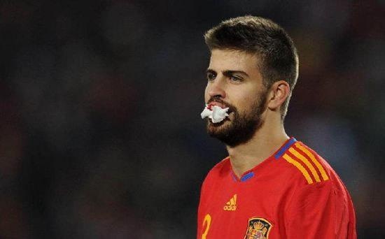 璐皯绐熷嚭鏉ョ殑瓒崇悆鐞冩槦鐩樼偣,瓒崇悆涓栫晫鎺掑悕鍓嶅崄宸ㄦ槦鏀跺叆