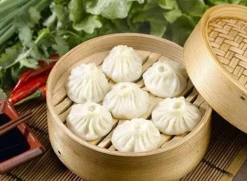 机票价格大跳水最低到0.7折啥情况,机票最低240元