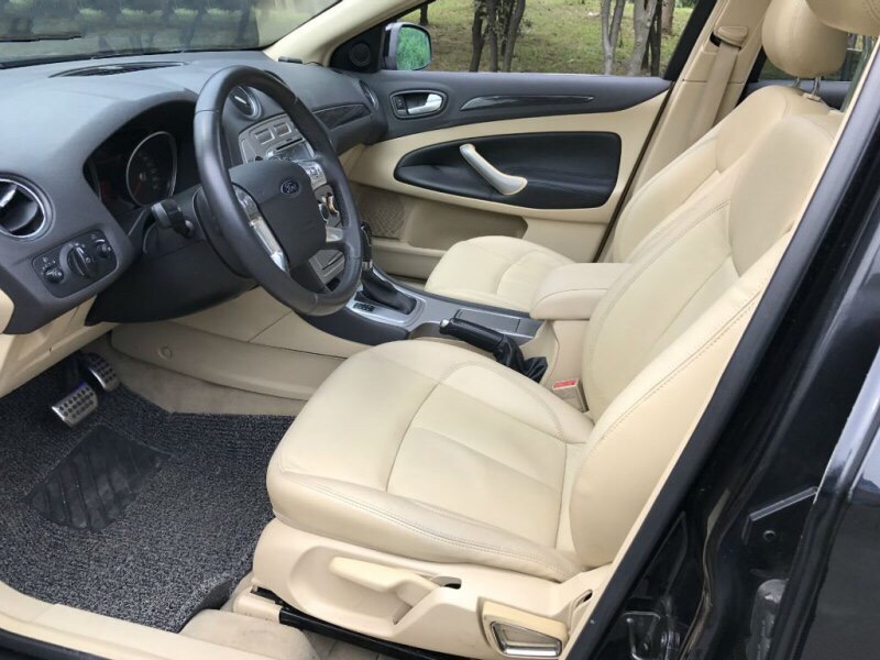 四万买福特福克斯,四万多块钱的蒙迪欧2.0